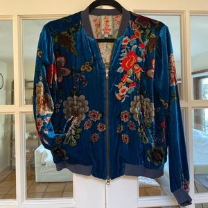 Johnny Was Vivian Floral-Print Velvet Bomber